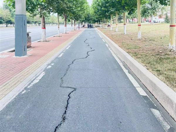 河南安阳某市政道路路基下沉加固