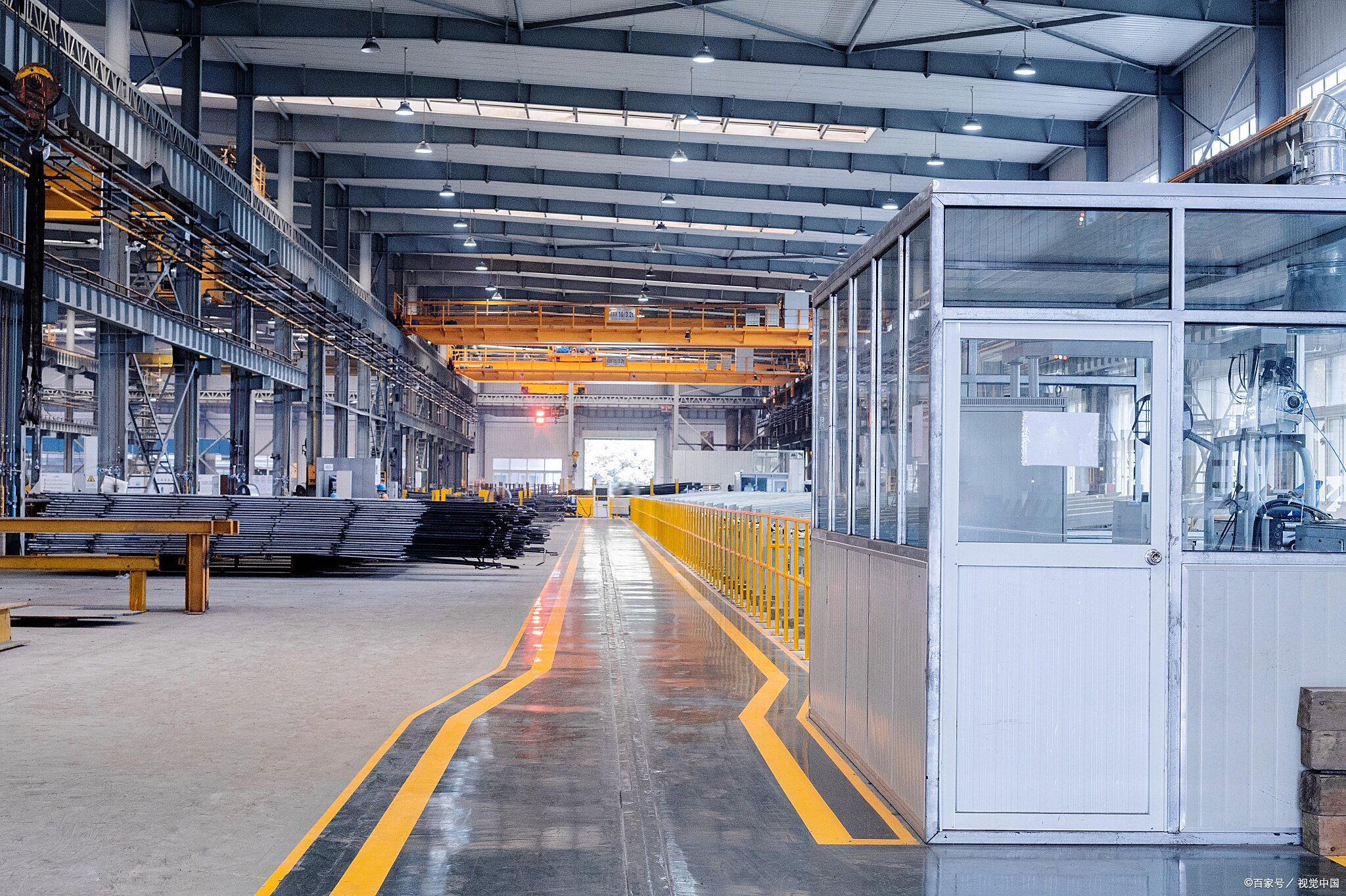 仓库地坪不平、设备倾斜，该如何解决？